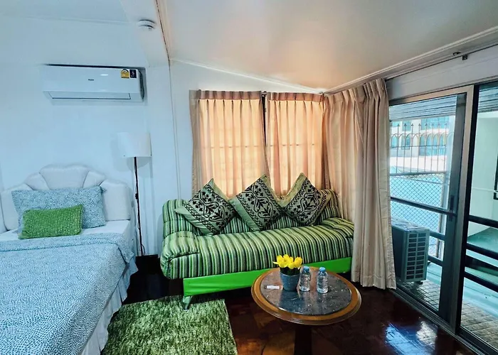Reehouse Pensión Bangkok